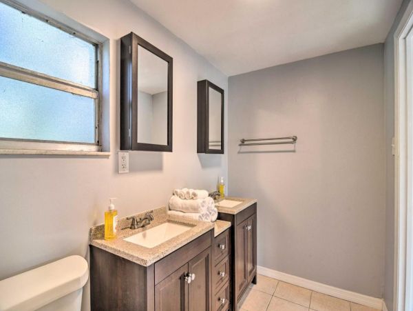 Charming 2 Bedroom Condo with Pool & Spa
