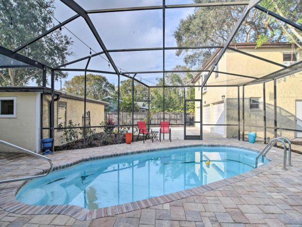 Charming 2 Bedroom Condo with Pool & Spa