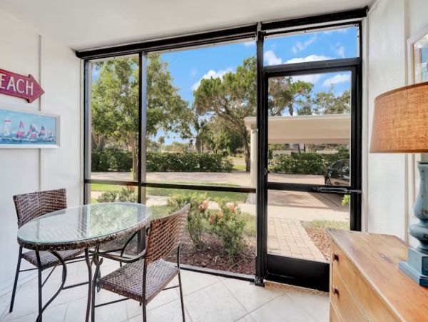 Charming 1 Bedroom Condo in Siesta Key