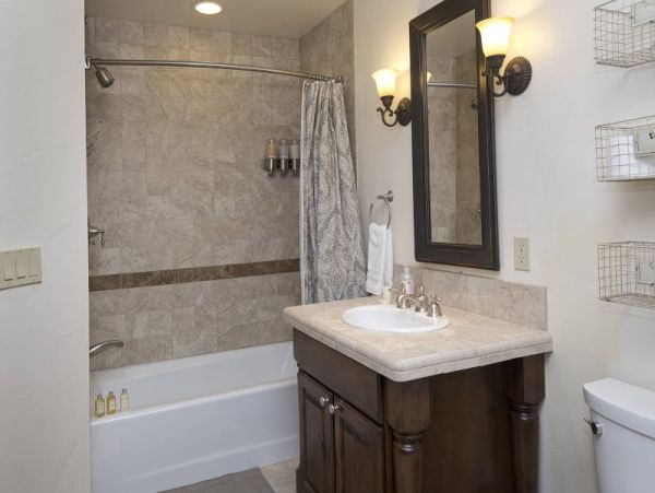Luxury Two Bedroom Vacation Condo in Avon Sleeps 4