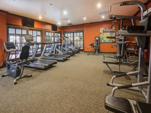 Luxury Two Bedroom Vacation Condo in Avon Sleeps 4