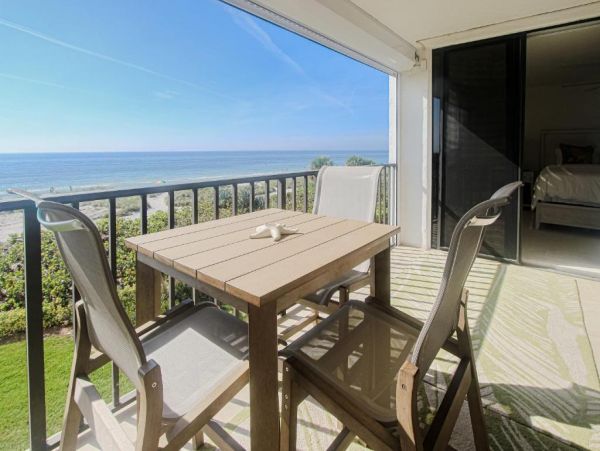 Oceanfront Longboat Key Vacation Condo Two Bedroom