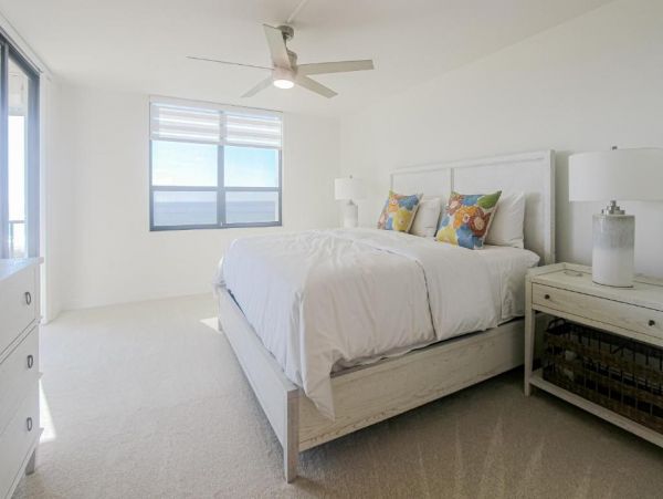 Oceanfront Longboat Key Vacation Condo Two Bedroom