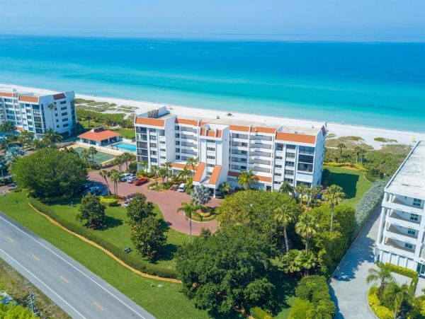 Oceanfront Longboat Key Vacation Condo Two Bedroom