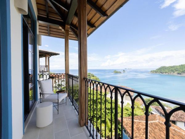 Gorgeous 5 Bedroom Villa in Las Catalinas with Amazing Views