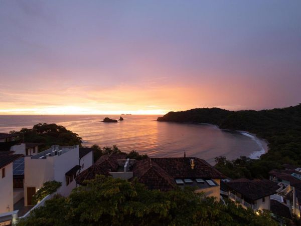Gorgeous 5 Bedroom Villa in Las Catalinas with Amazing Views
