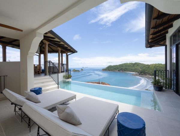 Gorgeous 5 Bedroom Villa in Las Catalinas with Amazing Views