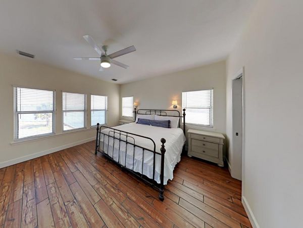 Gulf Shores 6 Bedroom Vacation Rental Sleeps 24