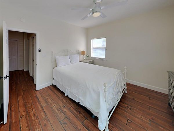 Gulf Shores 6 Bedroom Vacation Rental Sleeps 24