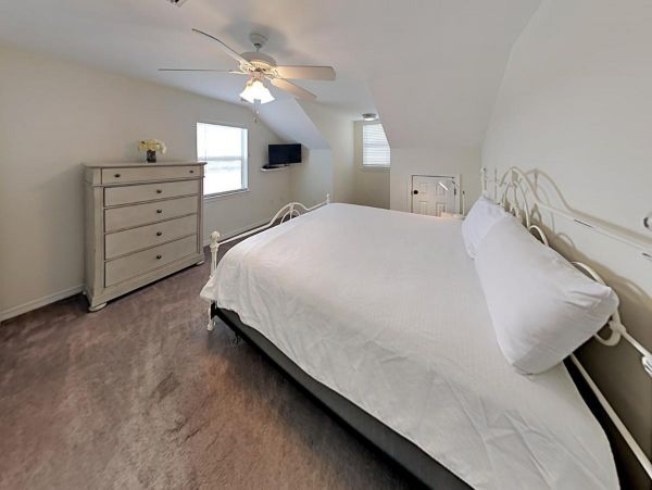 Gulf Shores 6 Bedroom Vacation Rental Sleeps 24