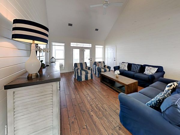 Gulf Shores 6 Bedroom Vacation Rental Sleeps 24