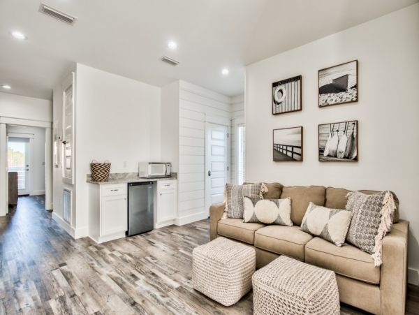 Seven Bedroom Tropical Home with Pool & Spa in Destin
