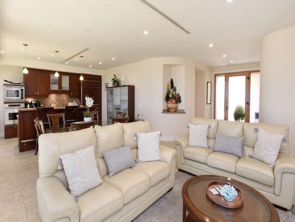 Kihei Vacation Condo Three Bedroom On Beach