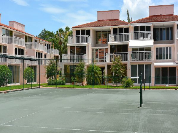 On beach Longboat Ley Vacation Condo Two Bedroom