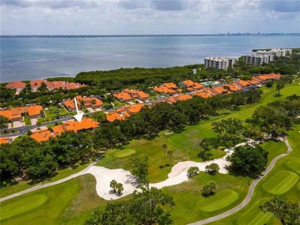 Charming 3 Bedroom Vacation Villa in Longboat Key Sleeps 6