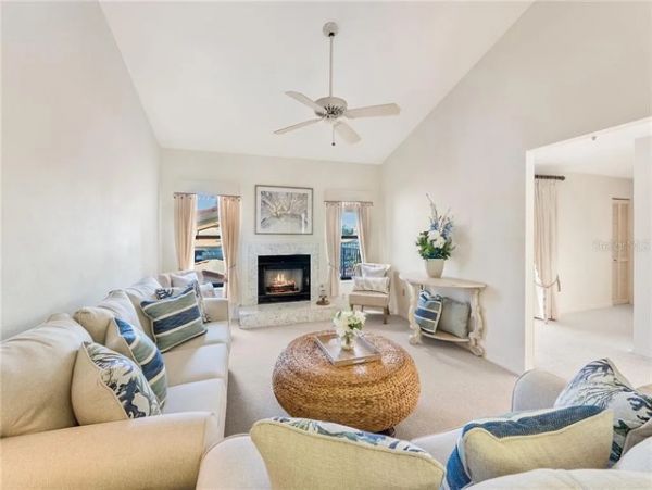 Charming 3 Bedroom Vacation Villa in Longboat Key Sleeps 6