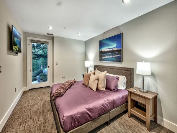 11 Bedroom Luxury Vacation Home with Great Views