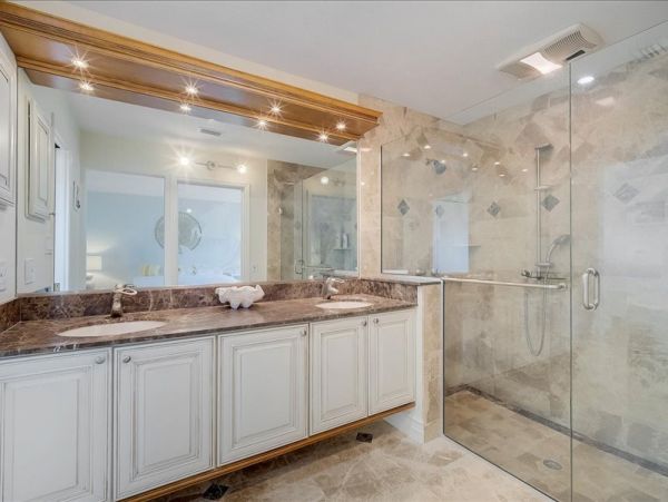 Siesta Key Three Bedroom Home Just Two Blocks to the Beach