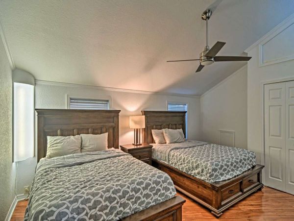 Largo Vacation Pool Home Five Bedroom