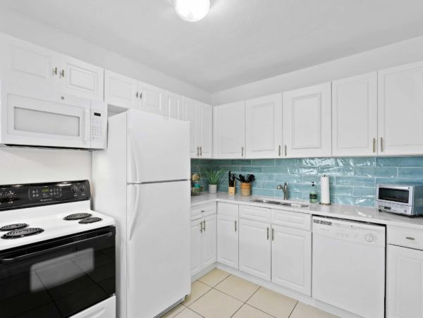Indian Rocks Three Bedroom Walk to Beach Vacation Rental