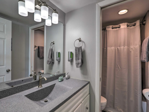 Great Duplex 2 Bedrooms plus Loft