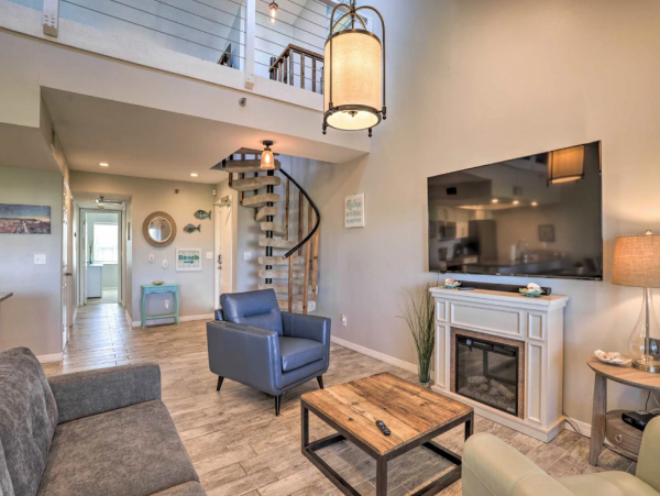 Great Duplex 2 Bedrooms plus Loft