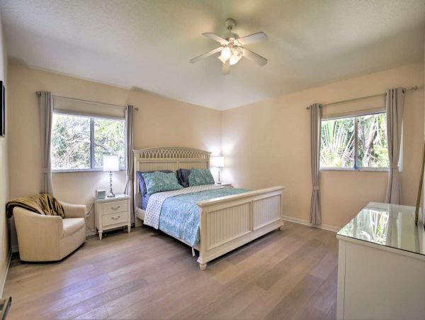 Indian Rocks Beach Home with 4 Bedroom & Private Pool