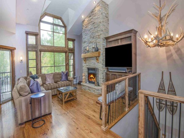 Charming 4 Bedroom Townhome in Beaver Creek