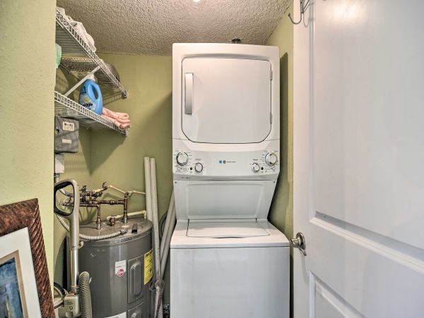 Sunny Indian Shores Condo Close to Beach
