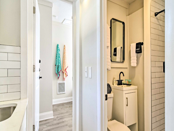 Two Bathroom, two bedroom Condo in Madeira Beach