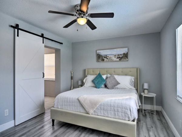 Largo Gorgeous Vacation Pool Home Sleeps 10 Guests