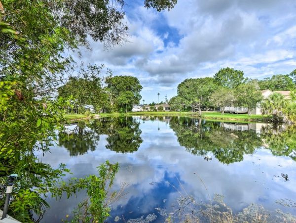 Three Bedroom Walk to Beach Vacation Rental in Largo