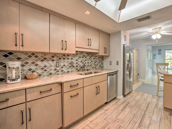 Three Bedroom Walk to Beach Vacation Rental in Largo