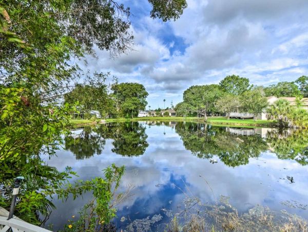 Three Bedroom Walk to Beach Vacation Rental in Largo