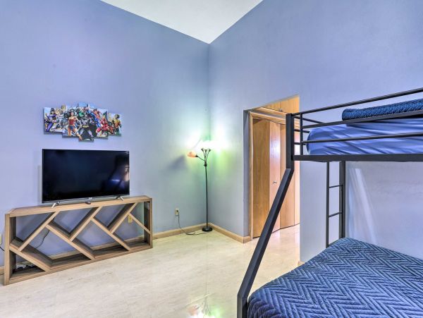 Indian Rocks 4,000 Sq ft of Luxury Living Space
