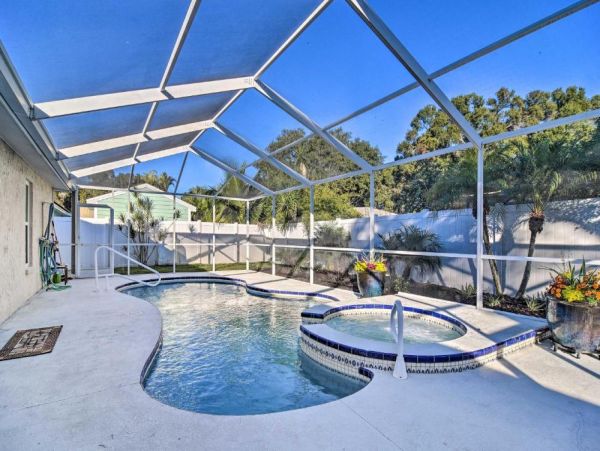 Seminole Vacation Home Three Bedroom
