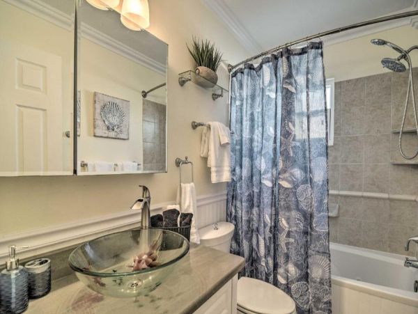 Seminole Vacation Home Three Bedroom