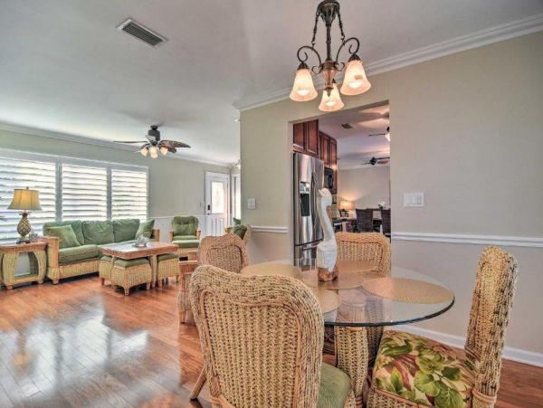 Seminole Vacation Home Three Bedroom
