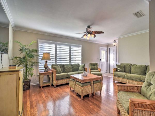Seminole Vacation Home Three Bedroom