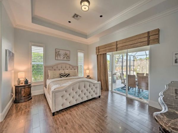 Gorgeous 3 Bedroom Vacation Home with Private Pool & Hot Tub
