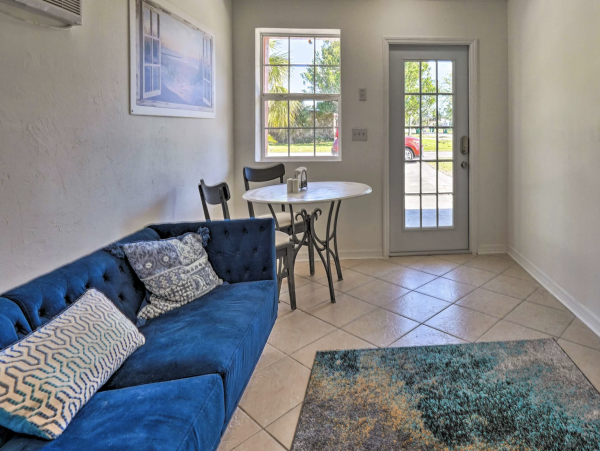 Naples Home 1032646
