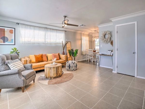 Naples 3 Bedroom Vacation Home Sleeps 6 Guests