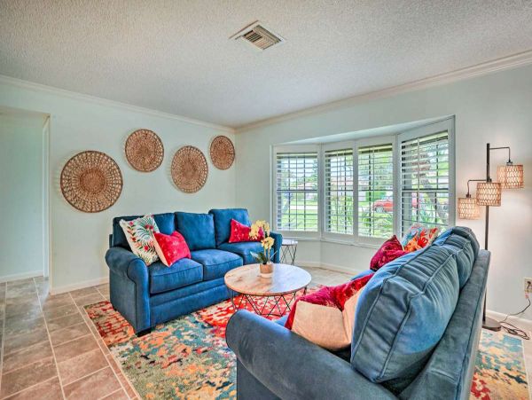 Charming 3 Bedroom Home in Naples Sleeps 7