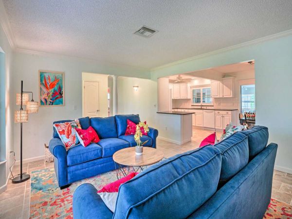 Charming 3 Bedroom Home in Naples Sleeps 7