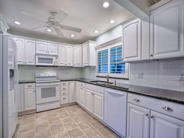 Charming 3 Bedroom Home in Naples Sleeps 7