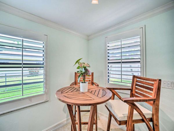 Charming 3 Bedroom Home in Naples Sleeps 7
