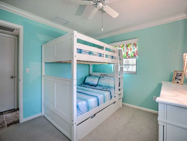 Charming 3 Bedroom Home in Naples Sleeps 7