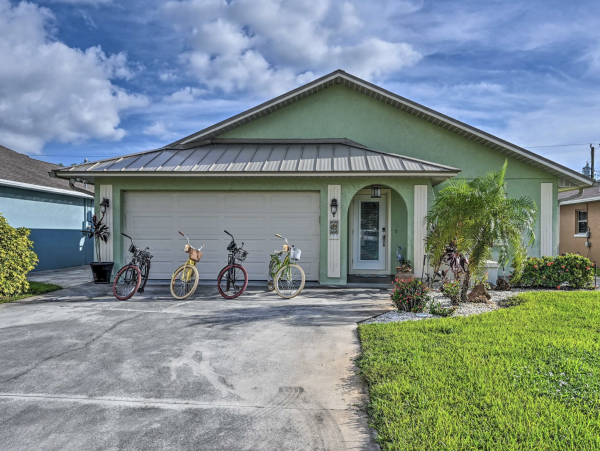 Naples Vacation Home with 3 Bedrooms & Private Pool