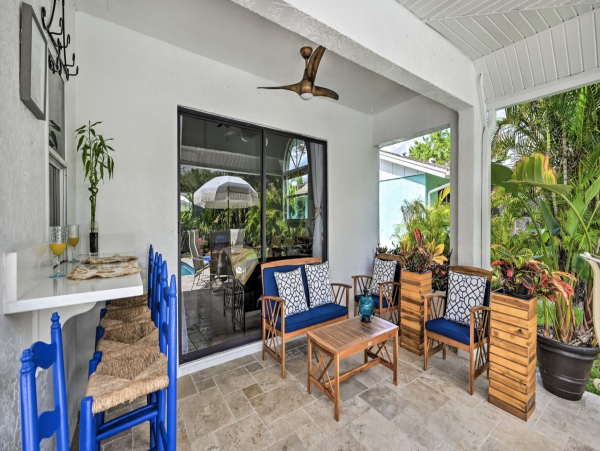 Posh New Naples Vacation Home Wonderful Interior & Pool  Oasis