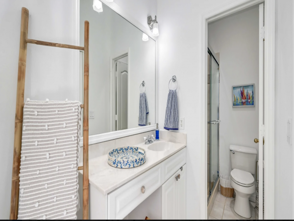 Posh New Naples Vacation Home Wonderful Interior & Pool  Oasis